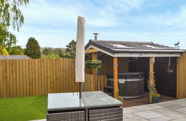 2 bedroom accommodation in Ellington, near Cresswell