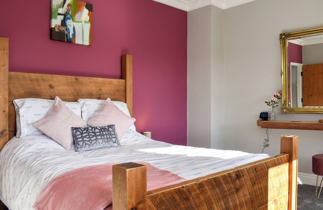 2 bedroom accommodation in Calow