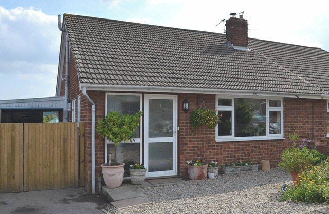 2 bedroom accommodation in Sturry