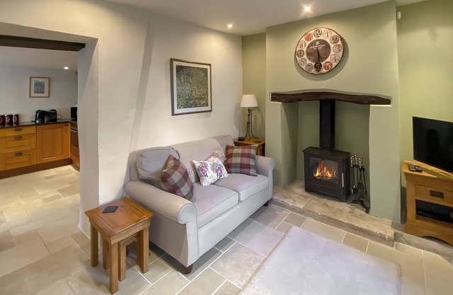 2 bedroom accommodation in Avening, near Tetbury