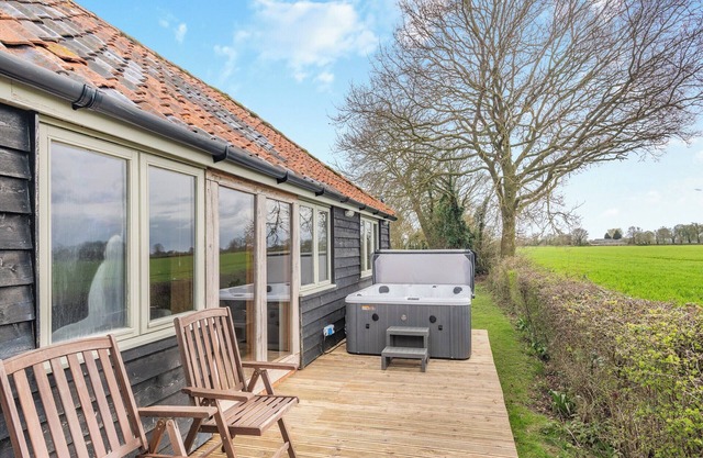 2 bedroom accommodation in Fressingfield, near Eye