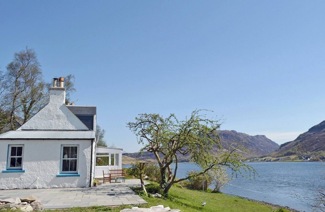2 bedroom accommodation in Dornie, near Kyle