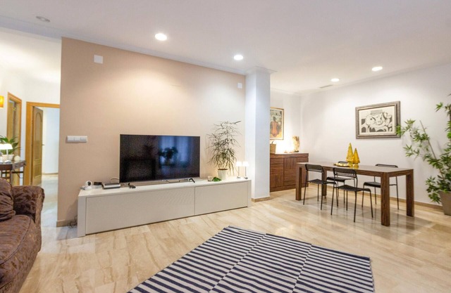 2 bedroom amazing apartment in Elche