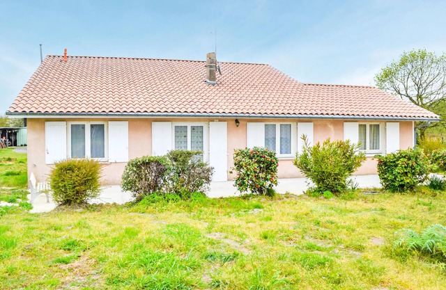 2 bedroom amazing home in Langon