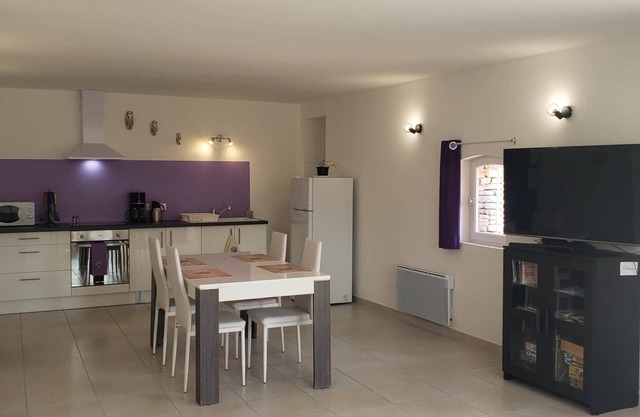 2 Bedroom Apartment in Anduze