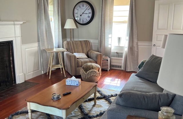 2-bedroom Apartment in Charming Houlton with WiFi, AC
