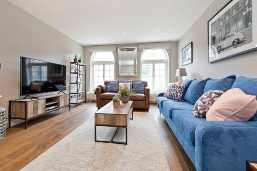 2-Bedroom Apartment - Notting Hill