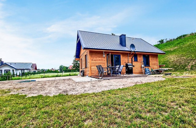 2 bedroom awesome home in Gizycko