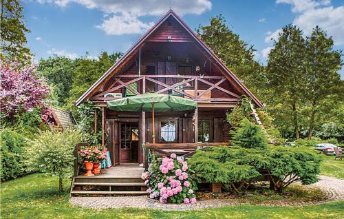 2 Bedroom Beautiful Home In Nowe Warpno