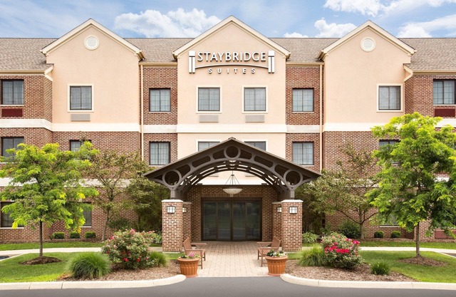 2 Bedroom | Comfortable Suite Near Cleveland