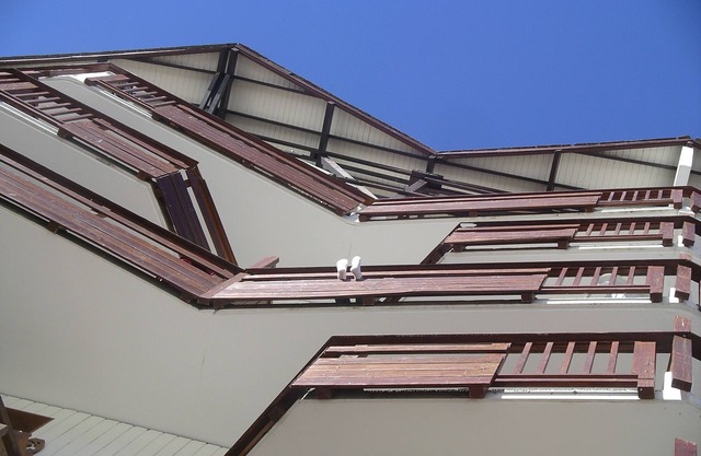2 Bedroom Duplex Apartment With South Facing Balcony, Ski In/Out. Free Wifi.