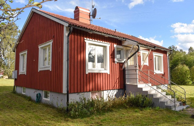 2 bedroom gorgeous home in Alstermo