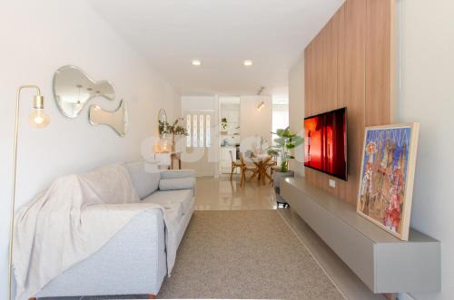 2 Bedroom Hidden Gem In Villa Morra