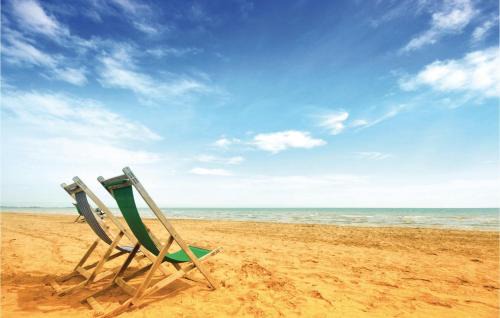 2 Bedroom Lovely Apartment In Rimini