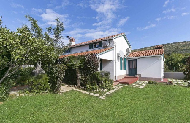 2 bedroom lovely home in Labin