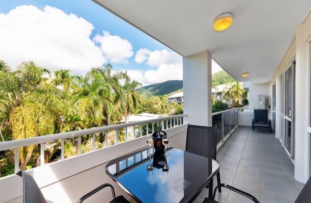 2 Bedroom Modern Corner Apartment with tropical feel in Palm Cove