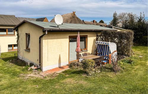 2 Bedroom Nice Home In Mariendorf