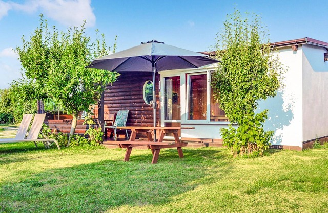 2 bedroom nice home in Wrzosowo