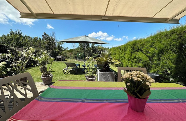 2 Bedroom Private vacation home in Le ChÃ¢teau-d'OlÃ©ron