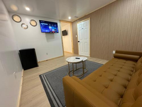 2 bedrooms, 2 bathrooms, 1 living room brand new