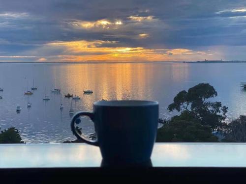 2 Bedrooms Aptmt with Ocean View