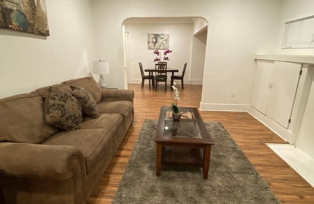 2 bedrooms in Korea town