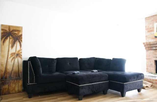 2 BR 2.5 Bathroom Townhouse Near Memorial City