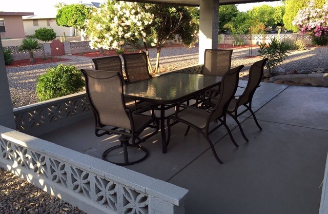 2 BR 2 BA Sun City Home, Sleeps 6, Close To Dining, Shopping, Sports Venues