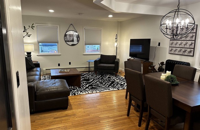 #2 Chestnut new lovely 2BR Apt 0.5 mile to Cooperstown All Star Village