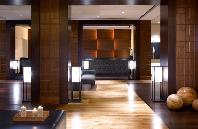 2 Connecting Suites at a 4⭐️ Hotel