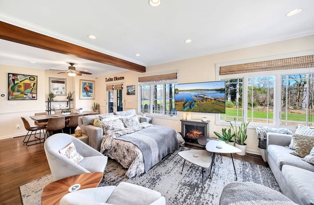 2 Lake Cabins Pool+hottub Game Room 23acs