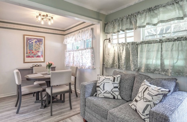 < 2 Mi to Beach: Cozy Cottage w/Patio on Cape Cod