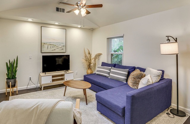 2 Mi to Ocean: Pet-Friendly Imperial Beach Retreat