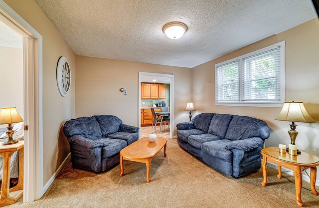 < 2 Mi to SUNY Cortland: Unit w/Private Parking