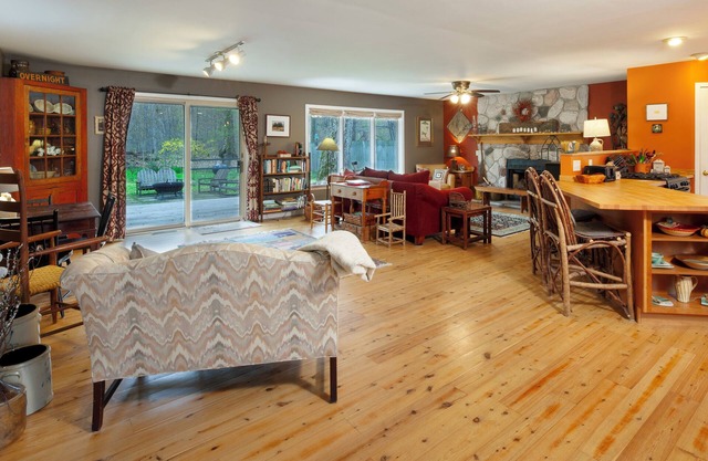 2 Miles to Good Harbor Beach, Pet Friendly