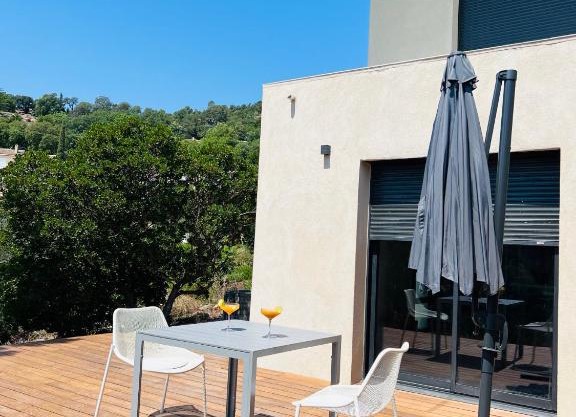 2 pièces dans un domaine au calme absolu