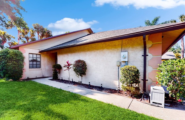 2-story home with outdoor pool, alfresco dining, grill, & beach chairs