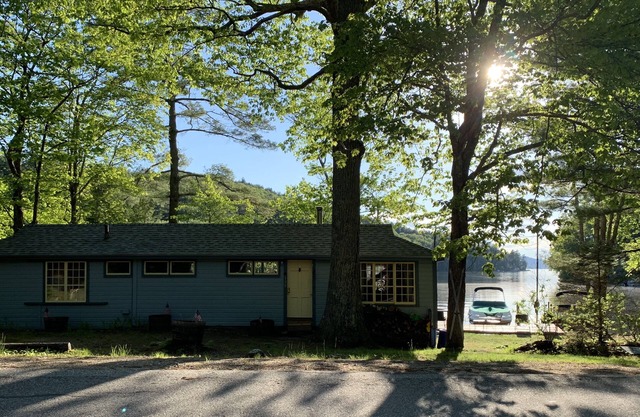 200 ft of Winnipesaukee Shore with Gorgeous Sunsets in Scenic Roberts Cove