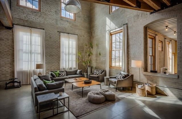 2025/2026 Open! - Colossal Loft in Three Oaks. 2 Night Summer Minimum