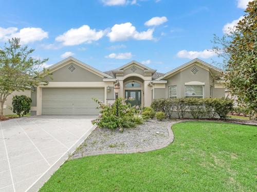 2500 Z3A VILLAGE OF TAMARIND GROVE by REMAX Premier