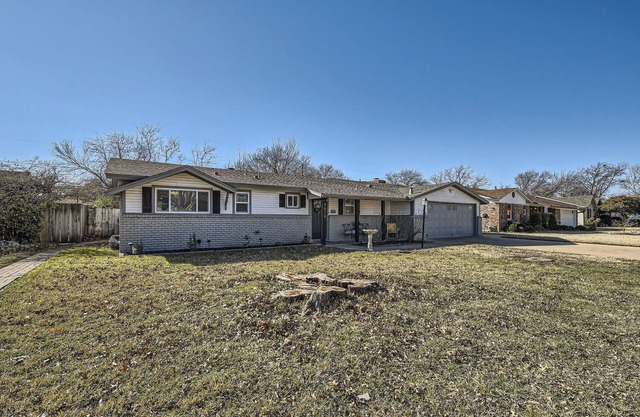 25min from Ft. Worth Stock Show & Rodeo, area attractions