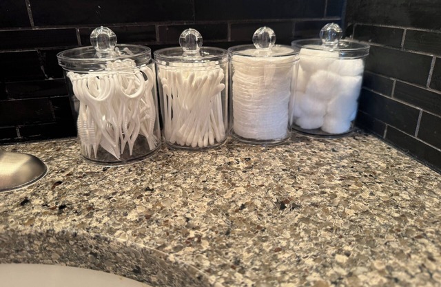 2B-2B centrally located in Omaha with skyline balcony views.