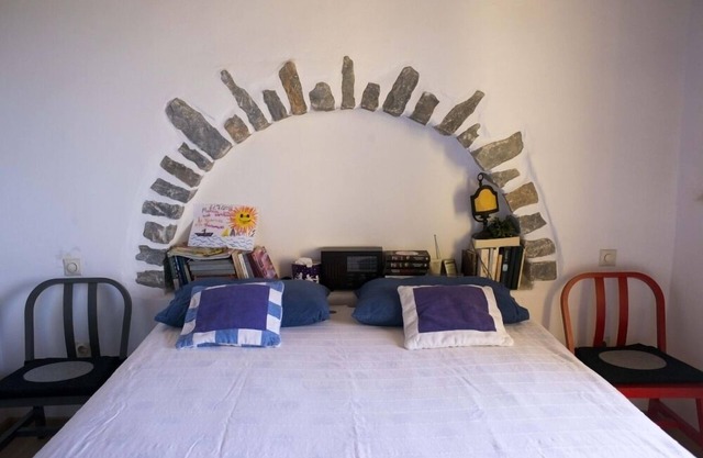 2bedroom villa, private .1600cc SUV and boat trips included