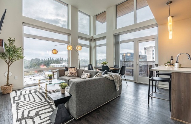 2BR | Balcony, Gym, Lounge | Bellevue | Sophari C