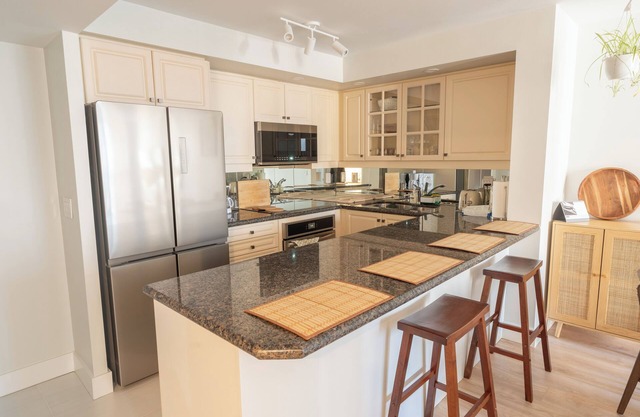 2BR Dream Suite Nestled in the Heart of Downtown