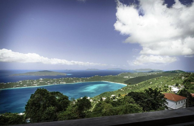 2br house w/incredible views of Magen's Bay and the BVI!