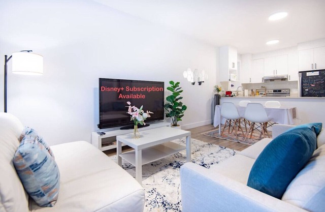 2BR Modern Guest Suite - Newly Built