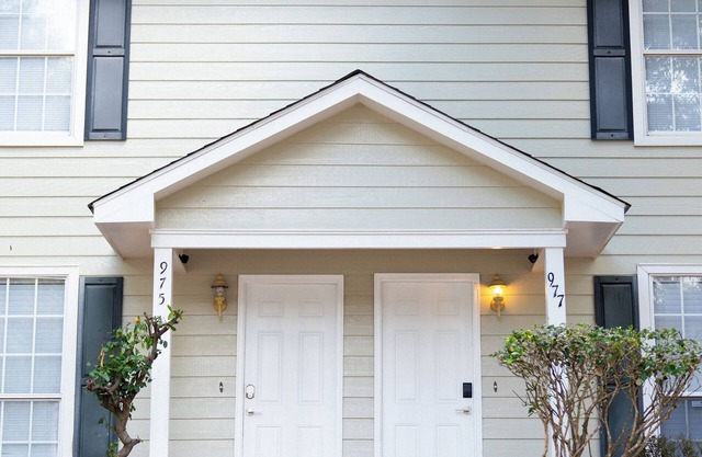 2BR Pet-Friendly Retreat | Cozy Charm Awaits