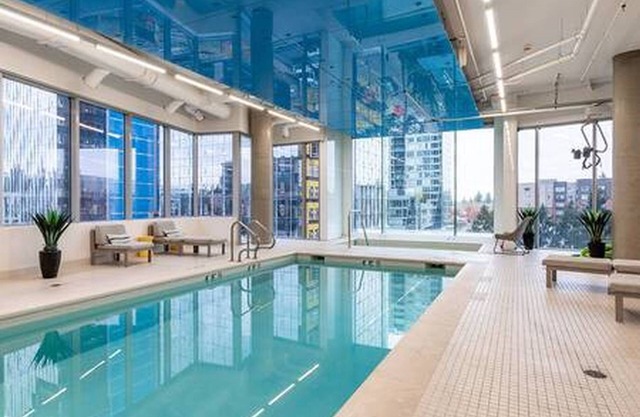 2BR | Rooftop, Gym, Pool | Bellevue | Sophari A