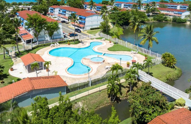 2BR- "Villa D'Oro" at Villas Playa I